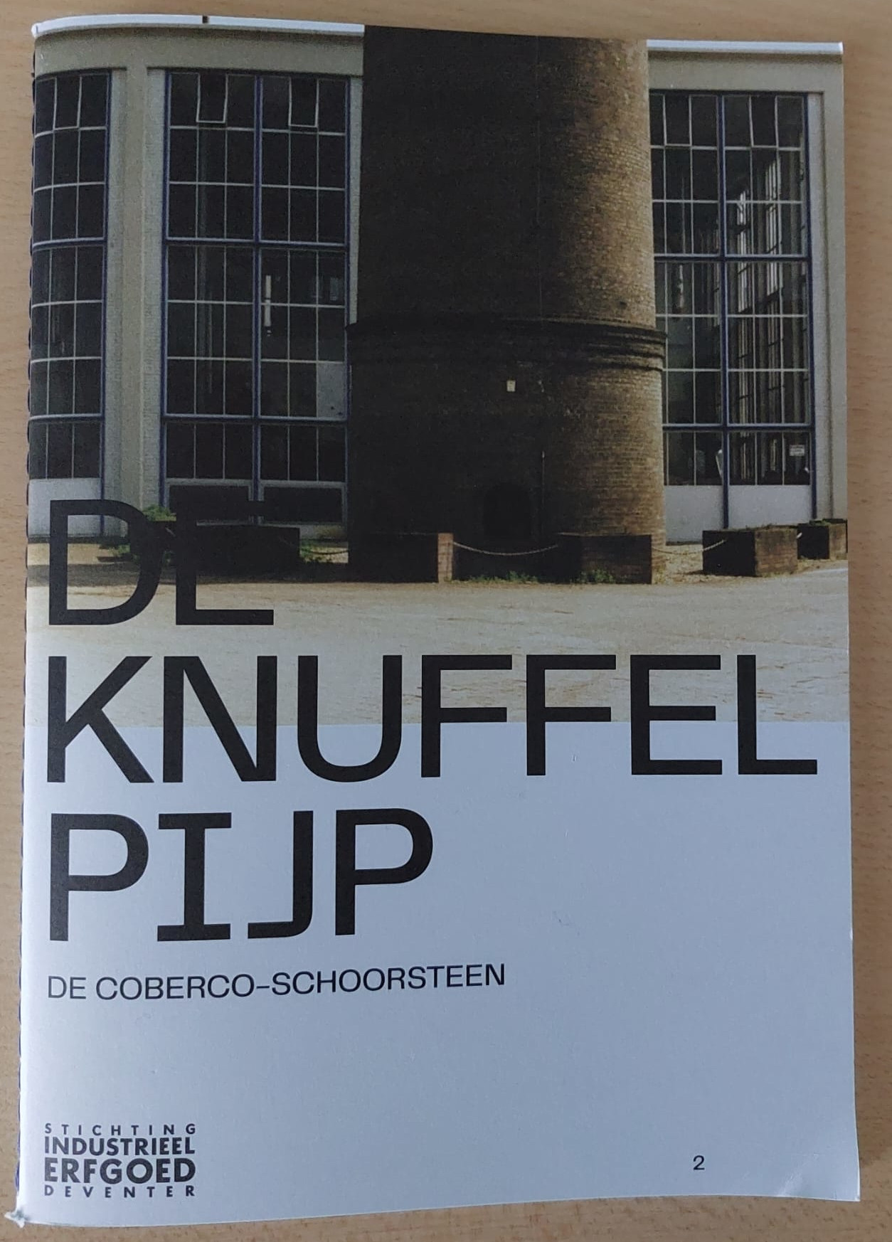 DE KNUFFEL PIJP