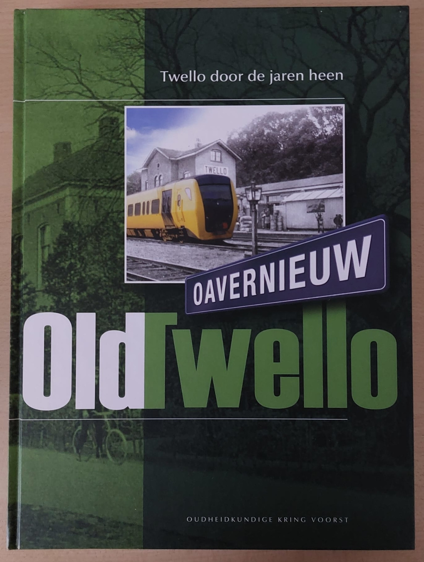 OLD TWELLO OAVERNIEUW
